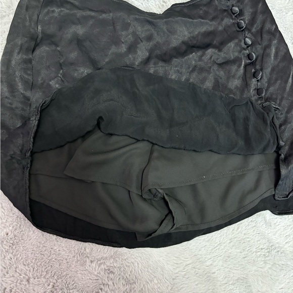 Zara skort (shorts hidden under) - Picture 2 of 4